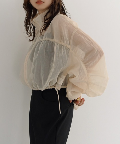 Freesia by andme(フリージアバイアンドミー)の「ショート丈シアージップブルゾン(ブルゾン・レディース・ライトベージュ/ブラック・M)」の12枚目の写真