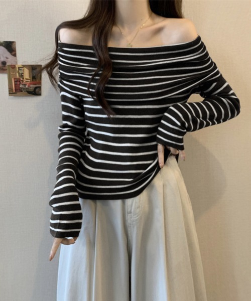 Ritzy（リッツィー）の「オフショルダー ボーダートップス（Tシャツ/カットソー・レディース・モカ/ホワイト/ブラック・FREE）」の2枚目の写真