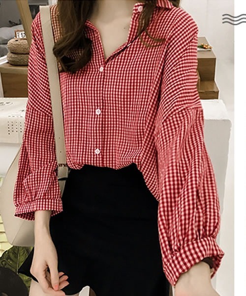 Pittok(ピットク)の「ギンガムチェックドロップショルダー八分袖チェック柄シャツ(シャツ/ブラウス・レディース・ブラック/レッド・MEDIUM)」の2枚目の写真