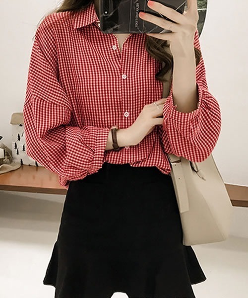 Pittok(ピットク)の「ギンガムチェックドロップショルダー八分袖チェック柄シャツ(シャツ/ブラウス・レディース・ブラック/レッド・MEDIUM)」の3枚目の写真