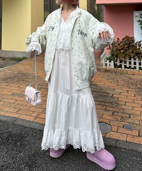 Alley Tokyo(アリートーキョー)の「Alley Tokyo花柄ブルゾン(ブルゾン・レディース・オフホワイト・FREE)」の20枚目の写真