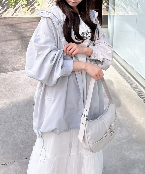 INGNI（イング）の「【WEB限定】ウエストドロストマウンテンパーカー（マウンテンパーカー・レディース・アイボリー/ブラック/ライトグレー・M）」の21枚目の写真