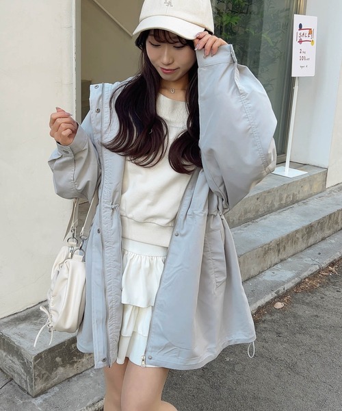 INGNI（イング）の「【WEB限定】ウエストドロストマウンテンパーカー（マウンテンパーカー・レディース・アイボリー/ブラック/ライトグレー・M）」の13枚目の写真