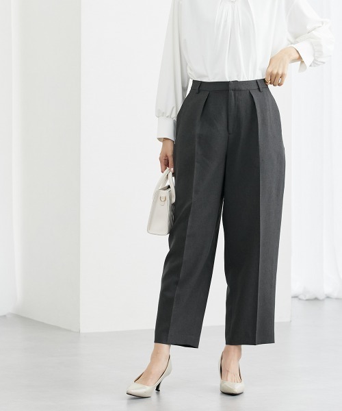 7days Life Styling(セブンデイズライフスタイリング)の「タックコクーンパンツ(スラックス・レディース・ベージュ/チャコール・LL/S/M/L)」の6枚目の写真