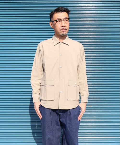MMMM（エムエムエムエム）の「MMMM/ナイロン/レーヨン ストレッチ マルチポケットシャツ（シャツ/ブラウス・メンズ・ブラック/グレイッシュベージュ・X-LARGE/LARGE/MEDIUM）」の14枚目の写真