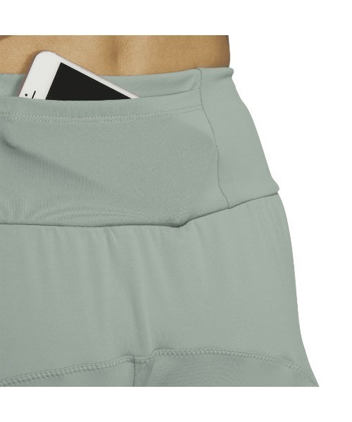 adidas(アディダス)の「アディダス adidas Lux AC アンクルパンツ(その他パンツ・レディース・ブラック/オリーブ/スモークピンク・S/M/L/XL)」の13枚目の写真