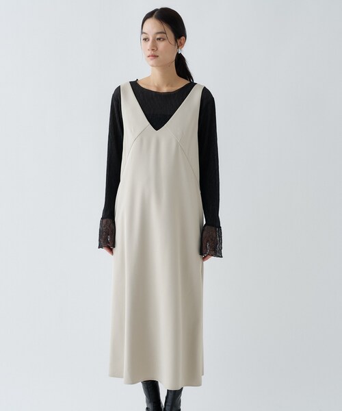 cloenc（クロエンス）の「【手洗い可】Vネックフレアワンピース（ワンピース・レディース・ブラック/ナチュラル・03/01/02）」の4枚目の写真