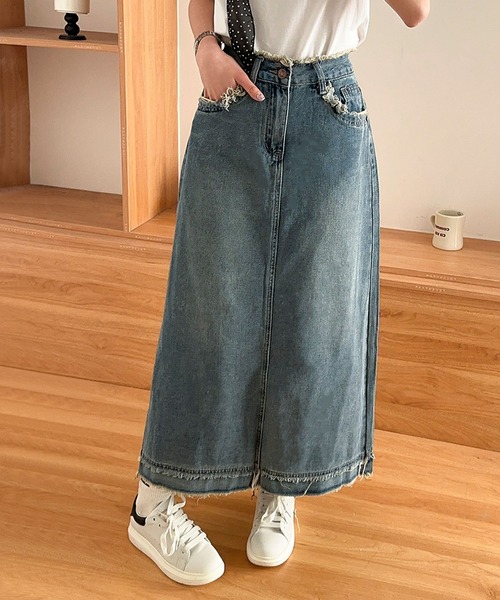 aimoha(アイモハ)の「【aimoha】フリンジヘムデニムマキシスカート(デニムスカート・レディース・ブルー・LARGE/X-LARGE/SMALL/MEDIUM)」の1枚目の写真