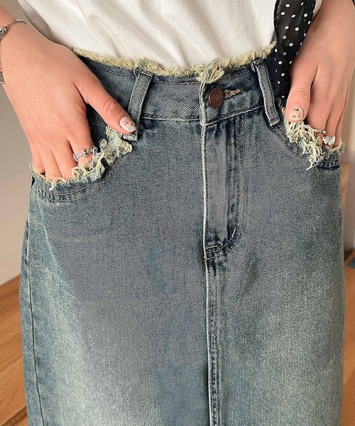 aimoha(アイモハ)の「【aimoha】フリンジヘムデニムマキシスカート(デニムスカート・レディース・ブルー・LARGE/X-LARGE/SMALL/MEDIUM)」の14枚目の写真