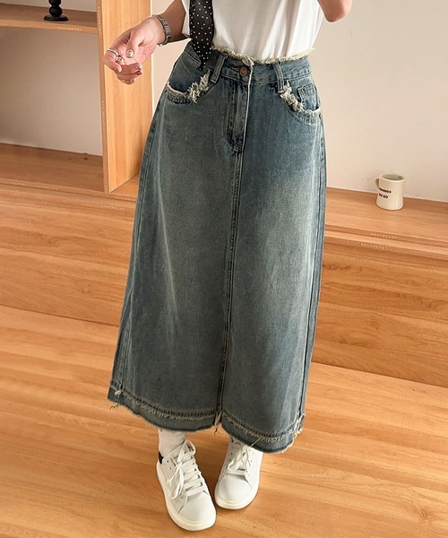 aimoha(アイモハ)の「【aimoha】フリンジヘムデニムマキシスカート(デニムスカート・レディース・ブルー・LARGE/X-LARGE/SMALL/MEDIUM)」の10枚目の写真