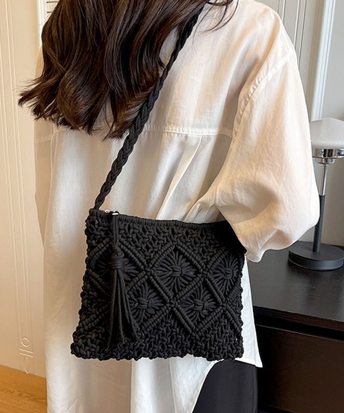 florist（フローリスト）の「タッセル付きクロシェショルダーバッグ（かごバッグ・レディース・ブラック/ライトブラウン/ホワイト・FREE）」の10枚目の写真