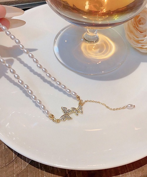 【安心国内発送♡】Dior★蝶 パール ネックレス ドレスアップコーデ完成♡】DIOR パール 蝶チョーカー