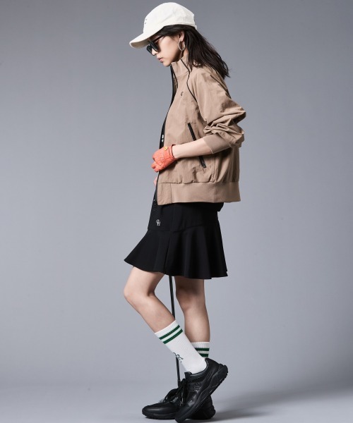 CHIC STYLE（シックスタイル）の「配色ラインハイネックブルゾン＜大きいサイズ有＞シックスタイルゴルフ（ブルゾン・レディース・モカ/ブラック・3L/LL/L/M/5L/4L）」の3枚目の写真