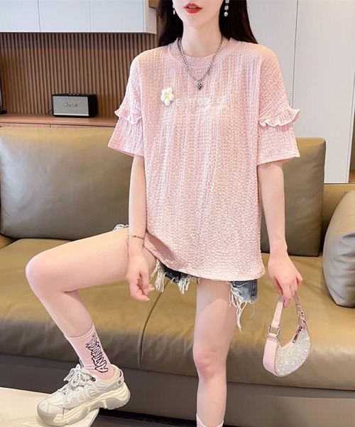 2ly2(トゥーリートゥー)の「さりげない可愛さ♪フリル&刺繍ロゴTシャツ(Tシャツ/カットソー・レディース・ブルー/アイボリー/ピンク/パープル・FREE)」の2枚目の写真