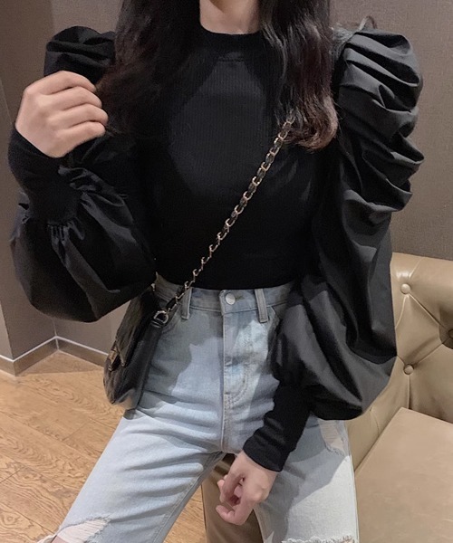 FREE STYLISTS(フリー スタイリスト)の「異素材ドッキング タックシャーリングパフスリーブ ニットブラウス(シャツ/ブラウス・レディース・ホワイト/ブラック/ボルドー/オレンジ・FREE)」の14枚目の写真