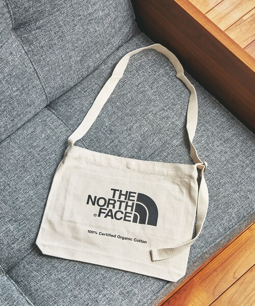 THE NORTH FACE(ザノースフェイス)の「<THE NORTH FACE>オーガニックコットン ミュゼット ショルダーバッグ(ショルダーバッグ・メンズ・ケリーグリーン/ブラック/オフホワイト・FREE)」の2枚目の写真