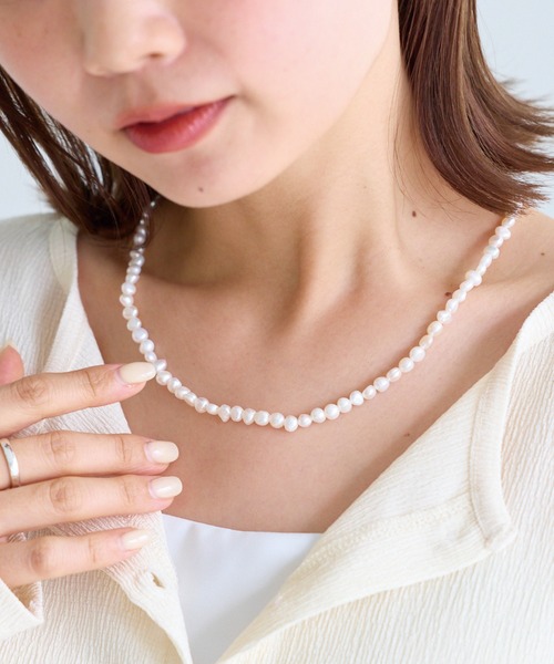 LAVEANGE(ラビアンジェ)の「淡水パールマグネットネックレス(ネックレス・レディース・アイボリー/オフホワイト・F)」の13枚目の写真
