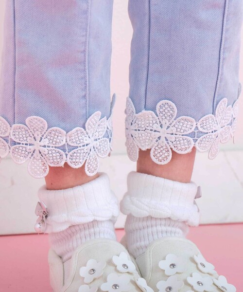 SLAP SLIP（スラップスリップ）の「裾お花レースデニムニットセンタータック7分丈パンツ(80~130cm)（デニムパンツ・キッズ・ブルー/ネイビー・100cm/110cm/80ｃｍ/90cm/130cm/120cm）」の18枚目の写真