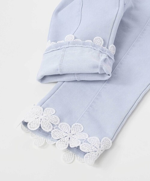SLAP SLIP（スラップスリップ）の「裾お花レースデニムニットセンタータック7分丈パンツ(80~130cm)（デニムパンツ・キッズ・ブルー/ネイビー・100cm/110cm/80ｃｍ/90cm/130cm/120cm）」の7枚目の写真