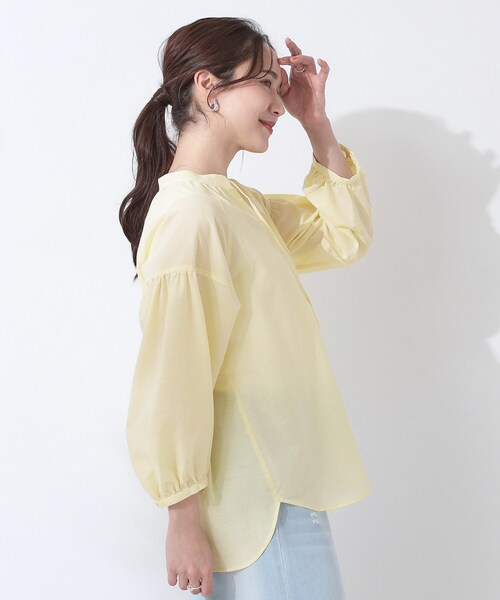 SHOO・LA・RUE（シューラルー）の「【洗える/S-LL/UV/吸水速乾】洗濯後しわになりにくいリネンブレンド ブラウス（シャツ/ブラウス・レディース・ホワイト/ピンク系/ライトイエロー系/ブルー系7・02/01/04/03）」の7枚目の写真