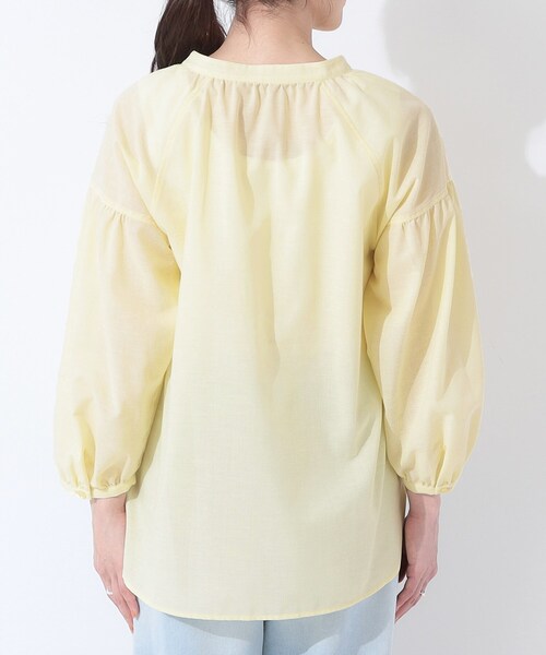 SHOO・LA・RUE（シューラルー）の「【洗える/S-LL/UV/吸水速乾】洗濯後しわになりにくいリネンブレンド ブラウス（シャツ/ブラウス・レディース・ホワイト/ピンク系/ライトイエロー系/ブルー系7・02/01/04/03）」の16枚目の写真