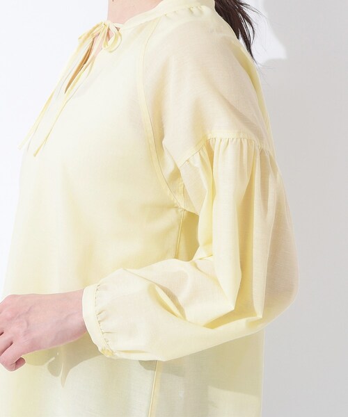 SHOO・LA・RUE（シューラルー）の「【洗える/S-LL/UV/吸水速乾】洗濯後しわになりにくいリネンブレンド ブラウス（シャツ/ブラウス・レディース・ホワイト/ピンク系/ライトイエロー系/ブルー系7・02/01/04/03）」の14枚目の写真