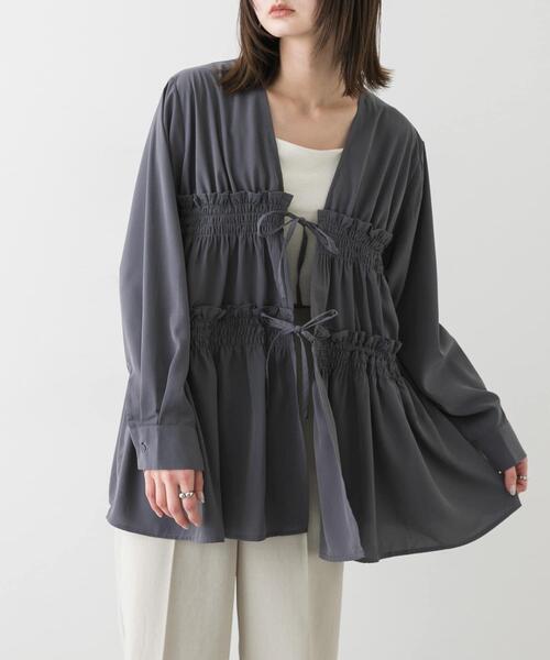 SENSE OF PLACE by URBAN RESEARCH(センスオブプレイスバイアーバンリサーチ)の「ギャザーリボンチュニックブラウス(シャツ/ブラウス・レディース・グレー/ブラック/アイボリー・ONE)」の3枚目の写真