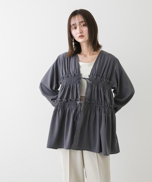 SENSE OF PLACE by URBAN RESEARCH(センスオブプレイスバイアーバンリサーチ)の「ギャザーリボンチュニックブラウス(シャツ/ブラウス・レディース・グレー/ブラック/アイボリー・ONE)」の20枚目の写真