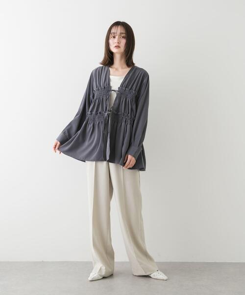 SENSE OF PLACE by URBAN RESEARCH(センスオブプレイスバイアーバンリサーチ)の「ギャザーリボンチュニックブラウス(シャツ/ブラウス・レディース・グレー/ブラック/アイボリー・ONE)」の21枚目の写真