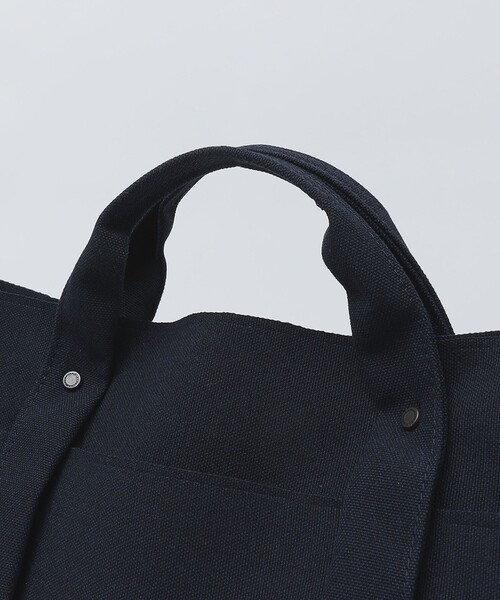 SHIPS(シップス)の「KARRI: POLY CANVAS 2WAY TOTE L(トートバッグ・メンズ・ネイビー/ライトグレー・ONE SIZE)」の9枚目の写真