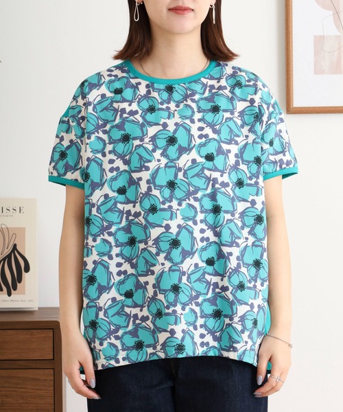 BRODIAEA(ブローディア)の「BRODIAEA リバティプリント半袖Tシャツ 大花柄×無地切り替えカットソー日本製(Tシャツ/カットソー・レディース・エメラルド/グレー/ワインレッド・40)」の16枚目の写真