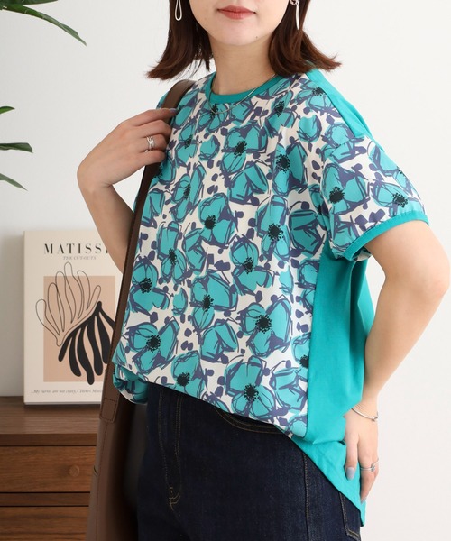 BRODIAEA(ブローディア)の「BRODIAEA リバティプリント半袖Tシャツ 大花柄×無地切り替えカットソー日本製(Tシャツ/カットソー・レディース・エメラルド/グレー/ワインレッド・40)」の10枚目の写真