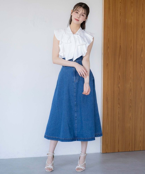 NOELA(ノエラ)の「デニムフレアスカート(デニムスカート・レディース・ダークインディゴブルー/インディゴブルー・S/M)」の8枚目の写真