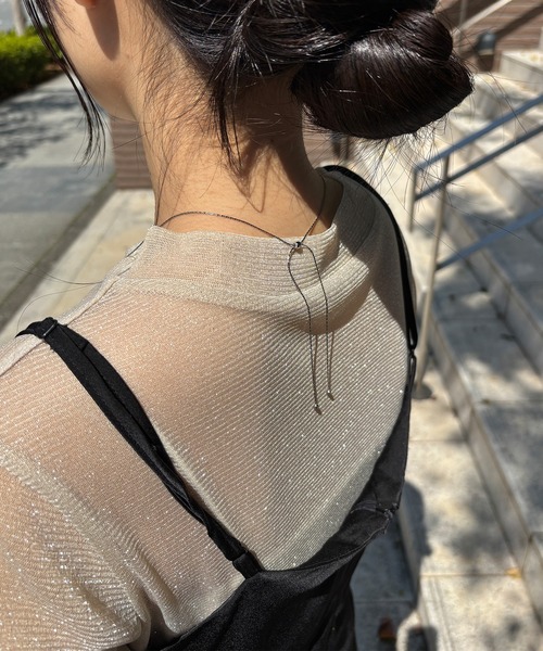 ISOOK（アイスー）の「【ISOOK / アイスー】シアーラメプチハイネックトップス / ラメトップス シアートップス オケージョン シアーT ブラウス スタンドカラー 半袖 夏服 夏トップス 春服 春トップス ZOZOTOWN限定（Tシャツ/カットソー・レディース・ネイビー/シャンパン/ブラック・FREE）」の10枚目の写真