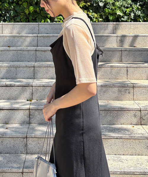 ISOOK（アイスー）の「【ISOOK / アイスー】シアーラメプチハイネックトップス / ラメトップス シアートップス オケージョン シアーT ブラウス スタンドカラー 半袖 夏服 夏トップス 春服 春トップス ZOZOTOWN限定（Tシャツ/カットソー・レディース・ネイビー/シャンパン/ブラック・FREE）」の9枚目の写真