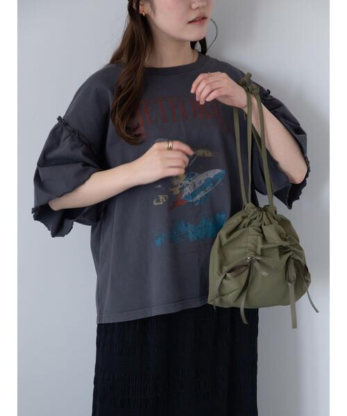 ehka sopo（エヘカソポ）の「ヴィンテージ加工プリントTシャツ（Tシャツ/カットソー・レディース・チャコールグレー/ブルー/オフホワイト・F）」の6枚目の写真