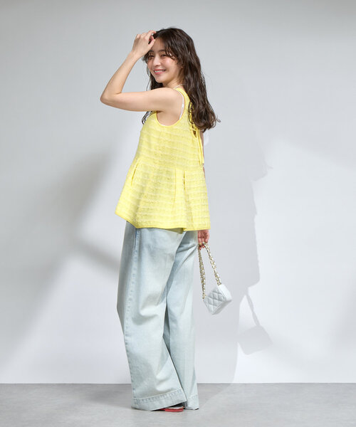 La boutique BonBon（ラブティックボンボン）の「【きれい目カジュアル】ツイードノースリペプラムニット（ベスト・レディース・ホワイト/イエロー・FREE）」の9枚目の写真