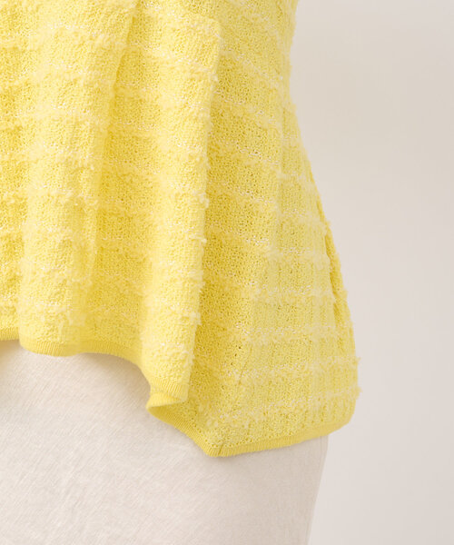 La boutique BonBon（ラブティックボンボン）の「【きれい目カジュアル】ツイードノースリペプラムニット（ベスト・レディース・ホワイト/イエロー・FREE）」の18枚目の写真
