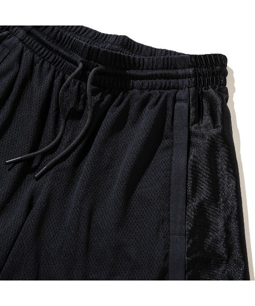 Kinetics(キネティクス)の「New Balance Klutch Men's Tricot Short(ニューバランス クラッチ トリコット ショート)(その他パンツ・メンズ・イエロー系/ブラック・MEDIUM/LARGE/X-LARGE/SMALL/XX-LARGE)」の5枚目の写真