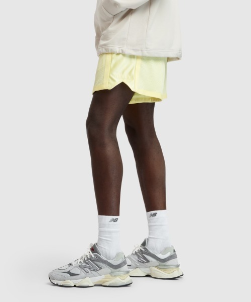 Kinetics(キネティクス)の「New Balance Klutch Men's Tricot Short(ニューバランス クラッチ トリコット ショート)(その他パンツ・メンズ・イエロー系/ブラック・MEDIUM/LARGE/X-LARGE/SMALL/XX-LARGE)」の22枚目の写真