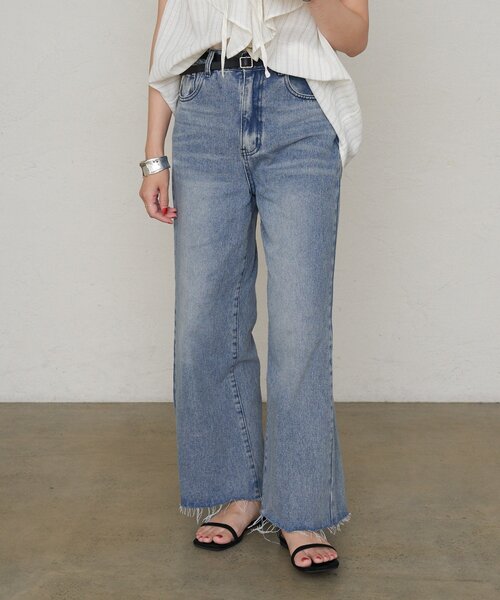 SHENERY（シーナリー）の「《３サイズ展開/旬なスタイリング》バギーデニム（デニムパンツ・レディース・ブルー系その他/ブルー・34/36/38）」の5枚目の写真