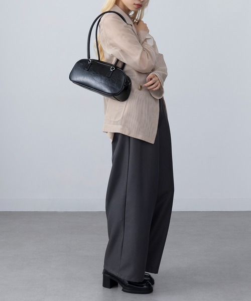 MAGASIN DE MODE Onjna(マガジンデモードオンジェナ )の「【MAGASIN DE MODE Onjna】PUレザー ロングハンドルボストンバッグ 横長 ワイド 韓国風 KNF-TP(ボストンバッグ・レディース・シルバー/ブラック/レッド・FREE)」の21枚目の写真