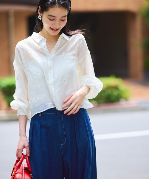 セール】【WEB限定】花柄刺繍シャイニーシアーシャツ（シャツ