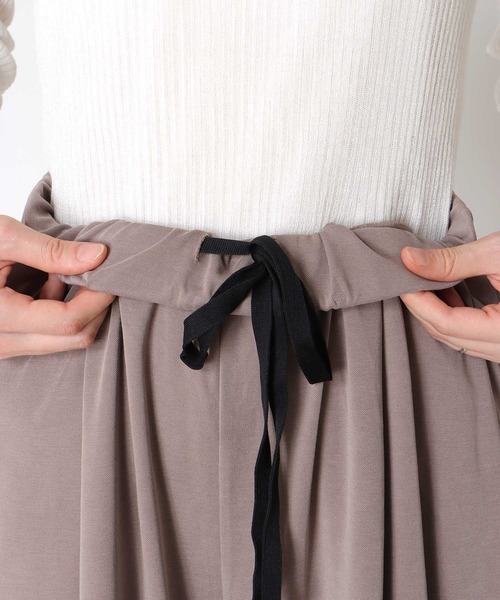 Jines（ジネス）の「モダールイージーワイドパンツ（その他パンツ・レディース・カーキ/ブラウン/モカ・38）」の8枚目の写真