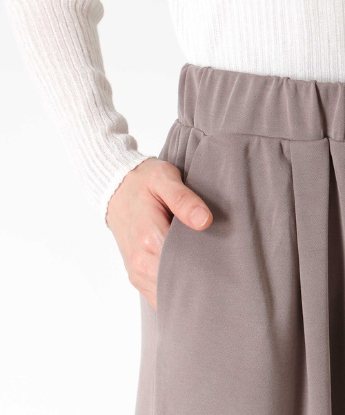 Jines（ジネス）の「モダールイージーワイドパンツ（その他パンツ・レディース・カーキ/ブラウン/モカ・38）」の9枚目の写真