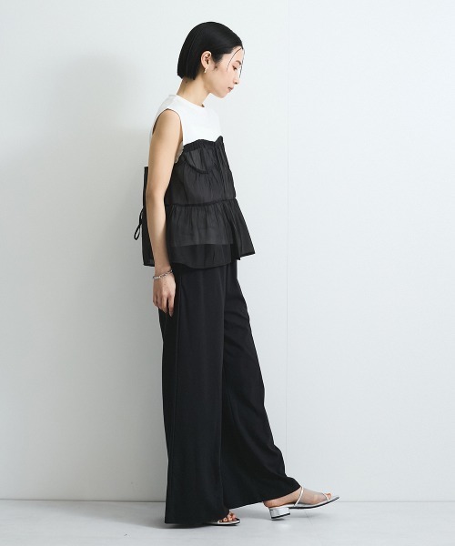 VICKY（ビッキー）の「【汗染み防止】フロントギャザーイージーパンツ≪セットアップ対応/洗濯機で洗える≫（その他パンツ・レディース・ブラック/オフホワイト/チャコールグレー・M）」の5枚目の写真