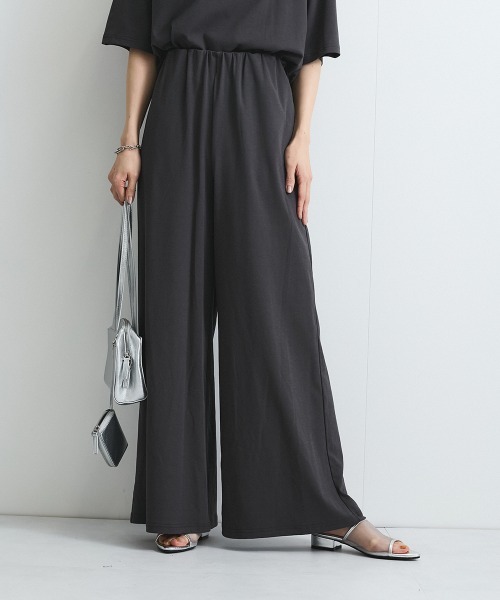 VICKY（ビッキー）の「【汗染み防止】フロントギャザーイージーパンツ≪セットアップ対応/洗濯機で洗える≫（その他パンツ・レディース・ブラック/オフホワイト/チャコールグレー・M）」の7枚目の写真