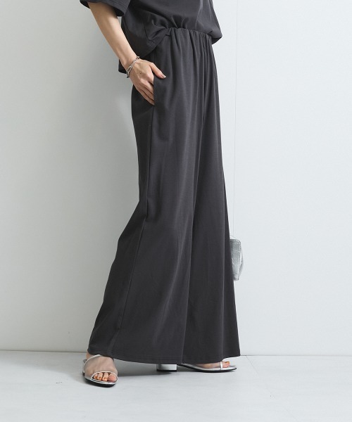 VICKY（ビッキー）の「【汗染み防止】フロントギャザーイージーパンツ≪セットアップ対応/洗濯機で洗える≫（その他パンツ・レディース・ブラック/オフホワイト/チャコールグレー・M）」の8枚目の写真