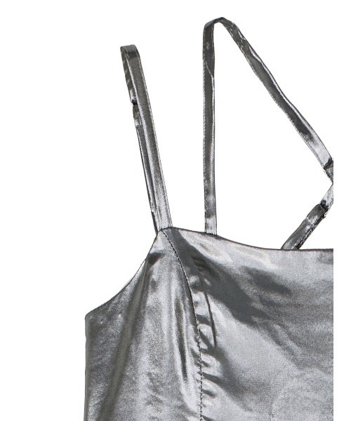 Ameri(アメリ)の「MEDI LEATHER LIKE VOLUME CAMI DRESS(ワンピース・レディース・シルバー/ベージュ/ブラック・SMALL/MEDIUM)」の20枚目の写真