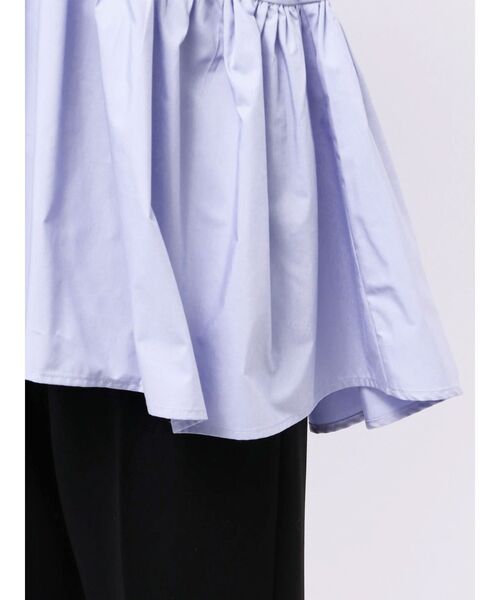 ELENDEEK(エレンディーク)の「ギャザーバルーンペプラムブラウス(シャツ/ブラウス・レディース・グリーン/ブラック/ライトブルー・FREE)」の6枚目の写真